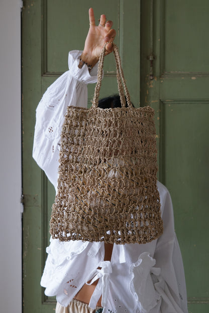 Shopper in Rafia